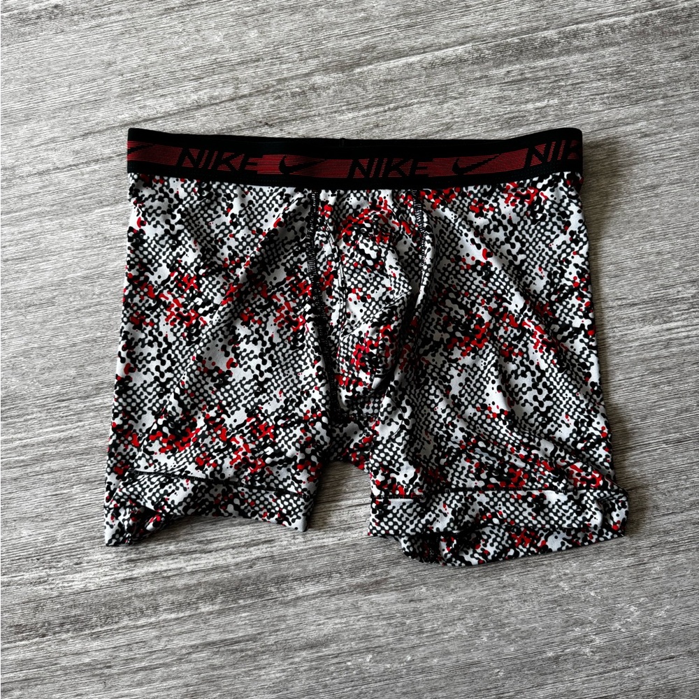 Nike Essentials Boxer Briefs